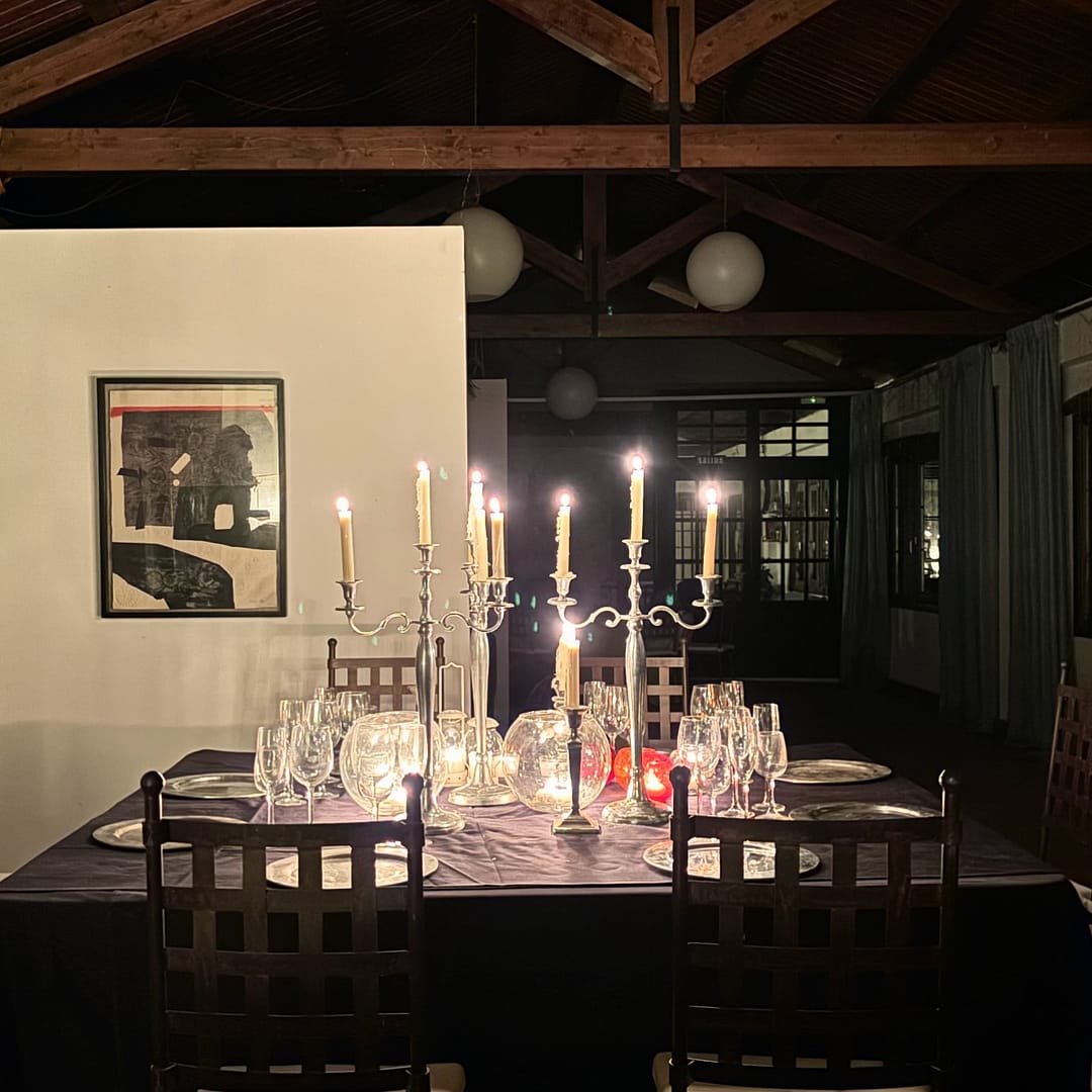 Una noche llena de luces….
#luces 
#campoenmedio 
#fincacampoenmedio 
#clave 
#arteydecoración